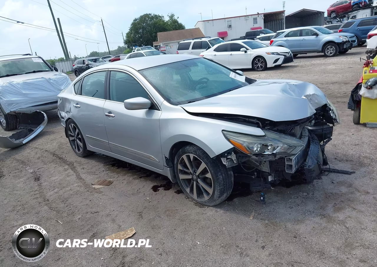 2016 Nissan Altima 2.5 Sr – zdjęcie 1 z 17
