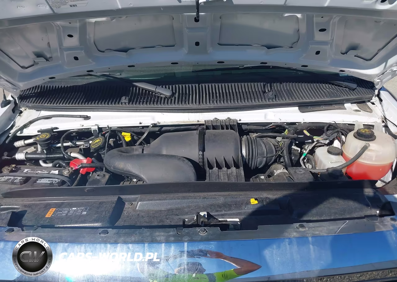 2018 Ford E-450 Cutaway VIN:1FDXE4FS5JDC15797 - 10