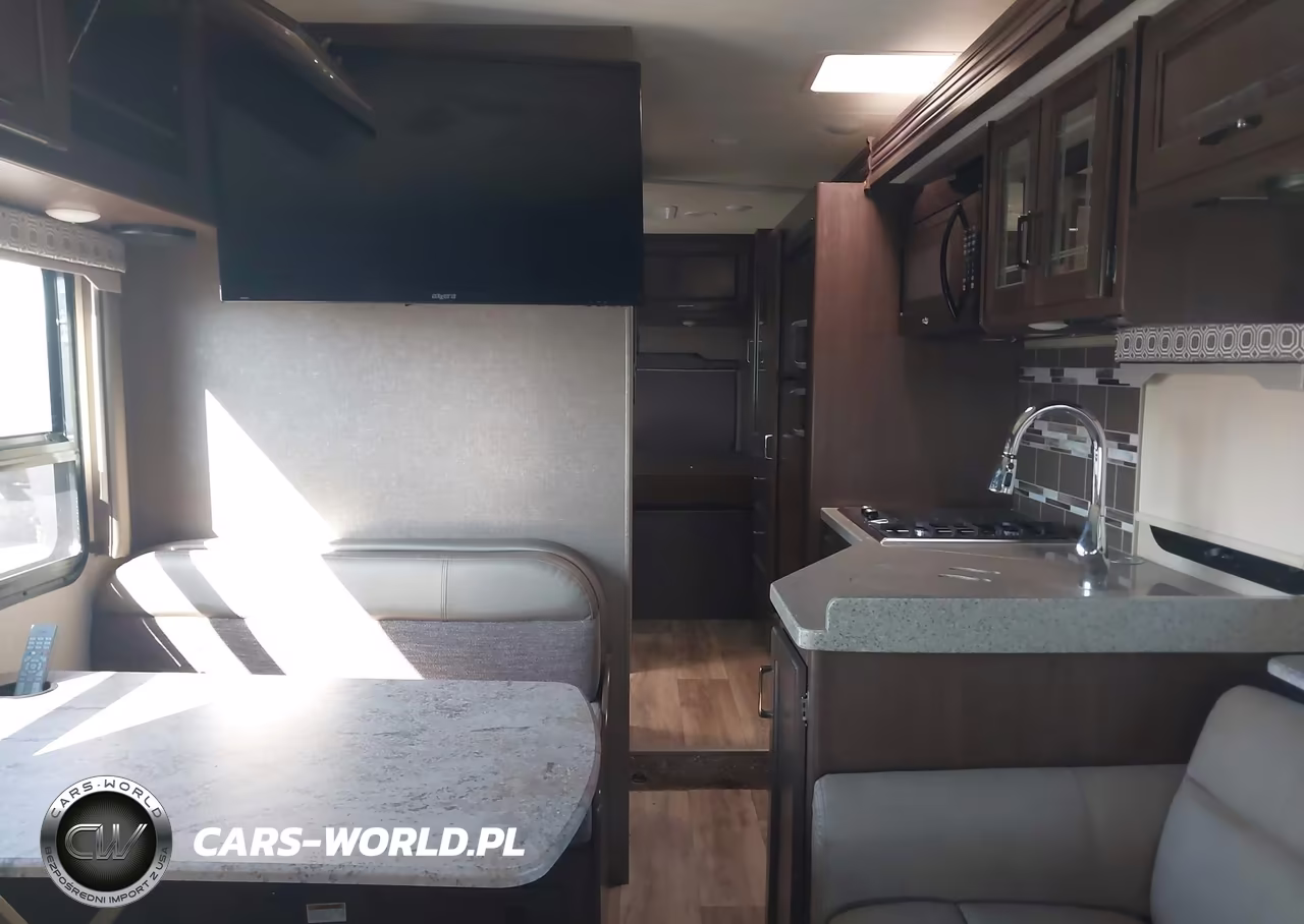 2018 Ford E-450 Cutaway VIN:1FDXE4FS5JDC15797 - 8