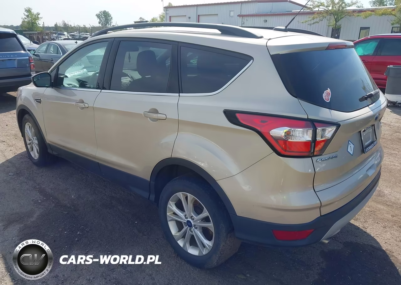 2018 Ford Escape Se VIN:1FMCU0GD5JUC69563 - 3