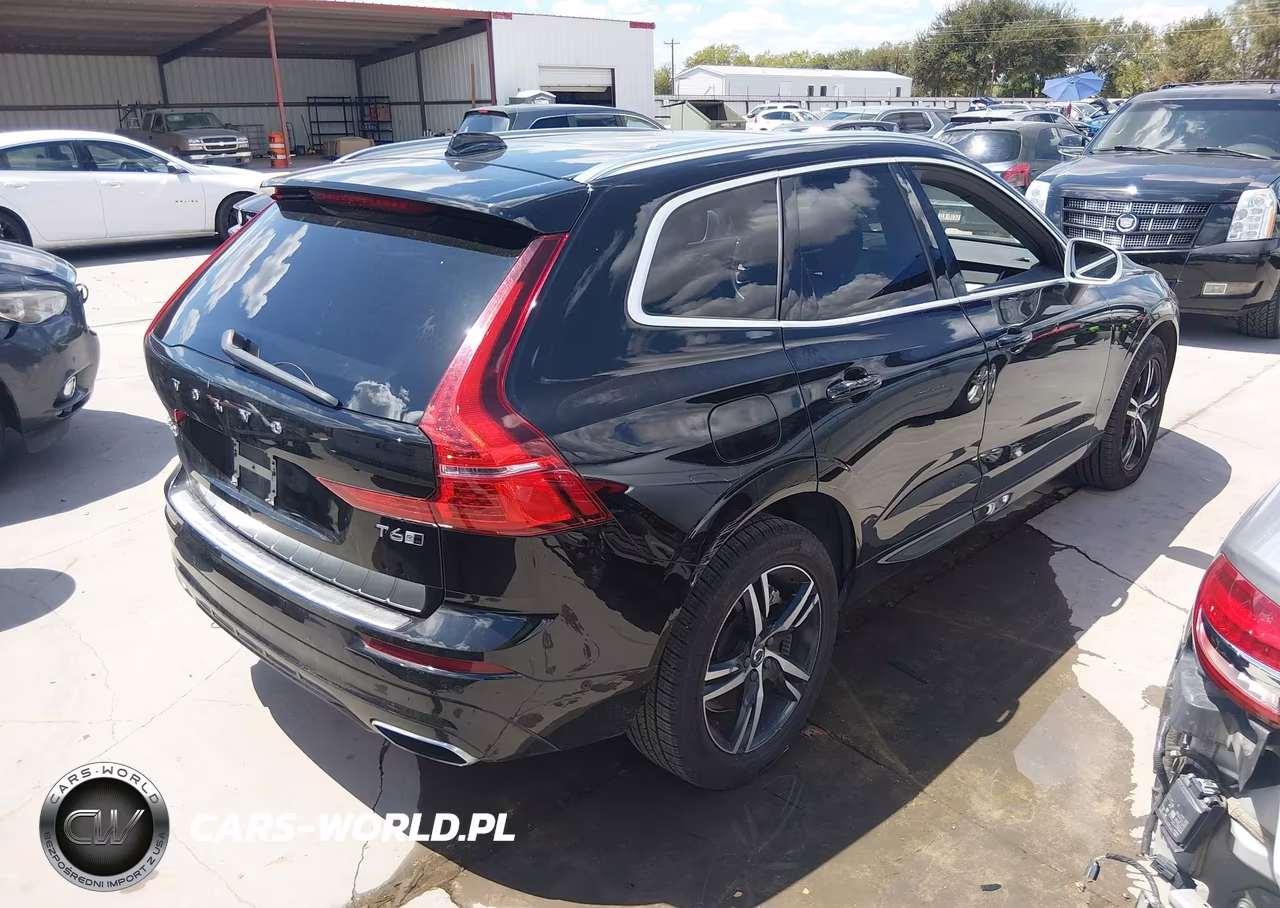 2018 Volvo Xc60 T6 R-Design VIN:YV4A22RM9J1035483 - 4