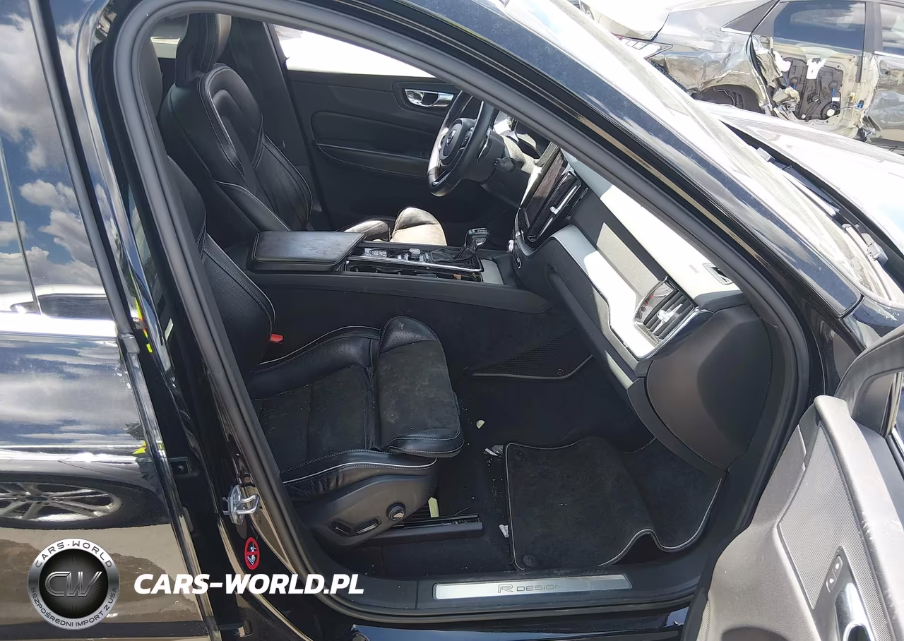 2018 Volvo Xc60 T6 R-Design VIN:YV4A22RM9J1035483 - 5