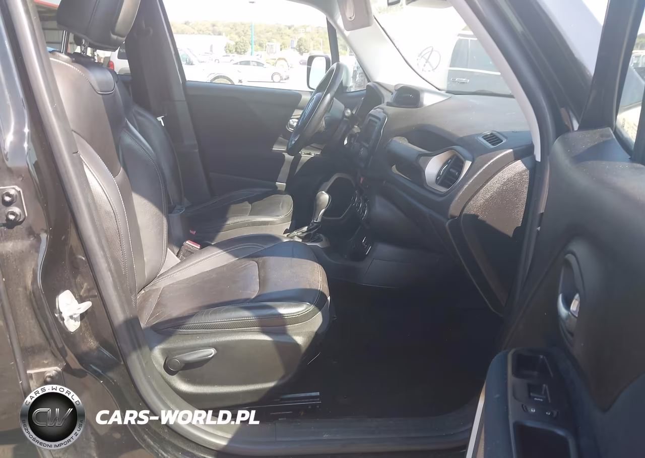 2016 Jeep Renegade Limited VIN:ZACCJADT4GPC84581 - 5