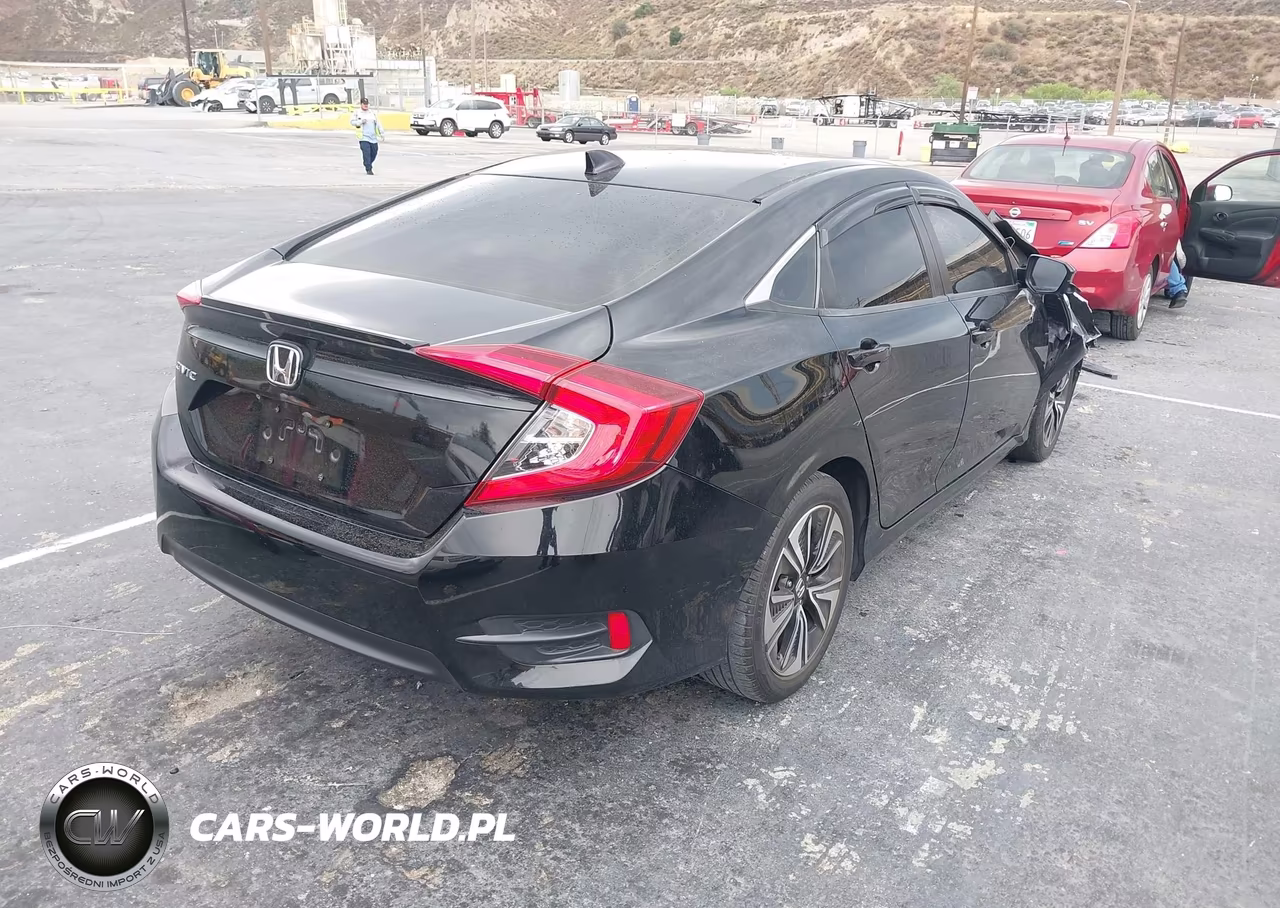 2018 Honda Civic Ex-T VIN:JHMFC1F35JX021507 - 4