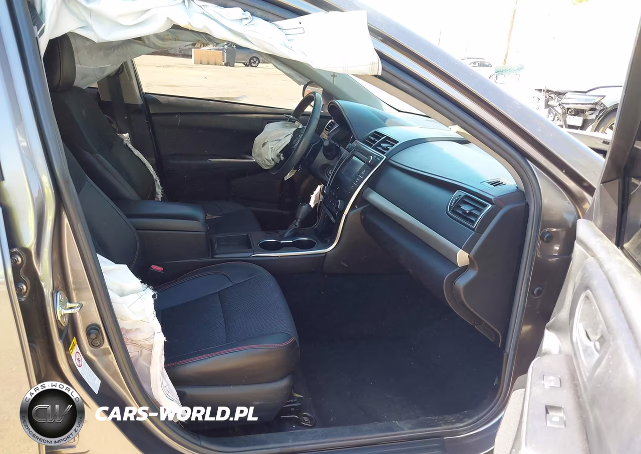 2017 Toyota Camry Se VIN:4T1BF1FK7HU352840 - 5