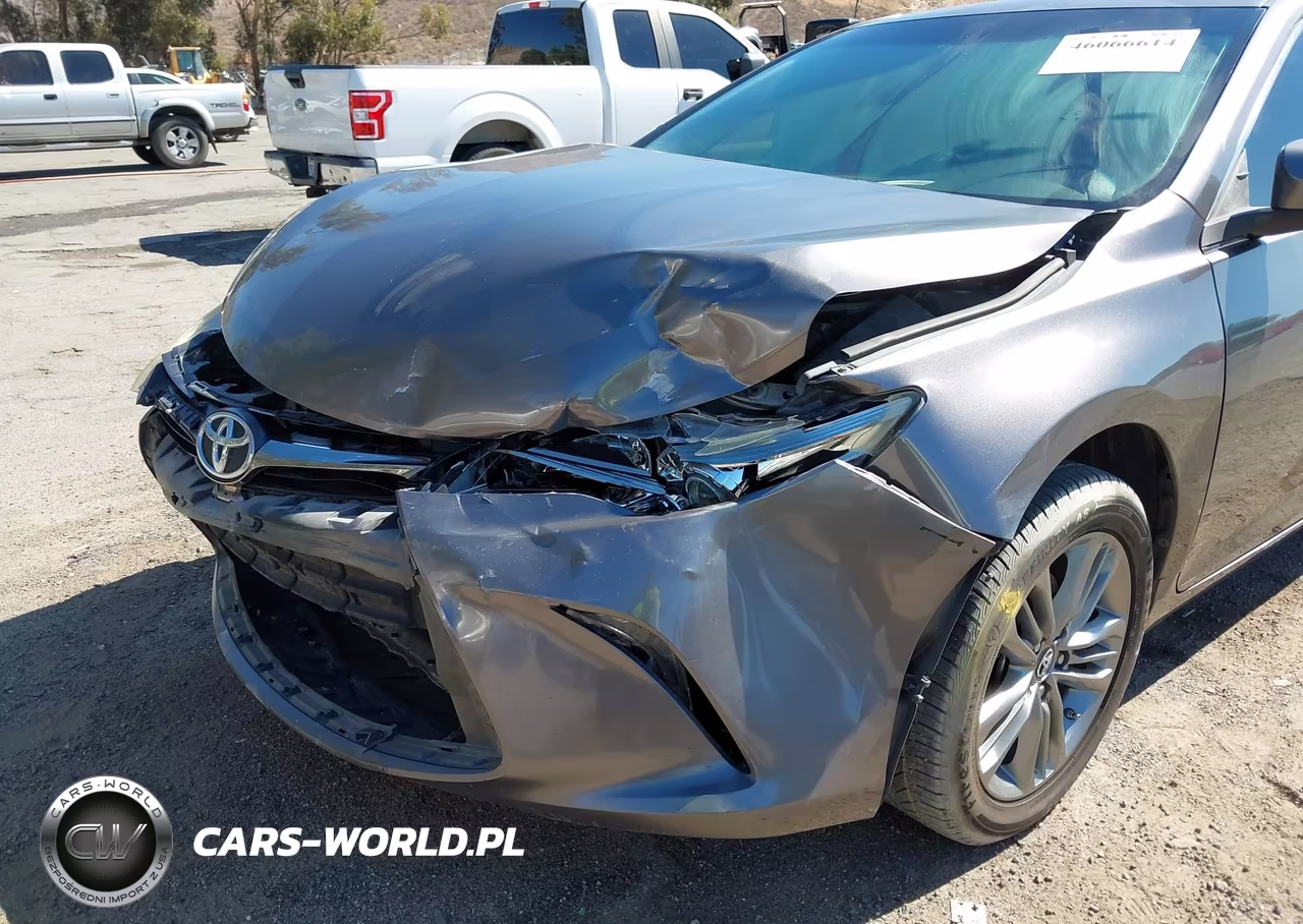 2017 Toyota Camry Se VIN:4T1BF1FK7HU352840 - 6