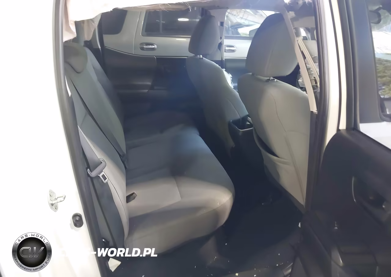 2017 Toyota Tacoma Sr VIN:5TFAX5GN6HX103179 - 8