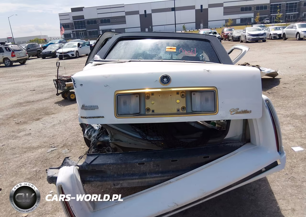 1998 Cadillac Deville VIN:1G6KD54Y4WU769776 - 15
