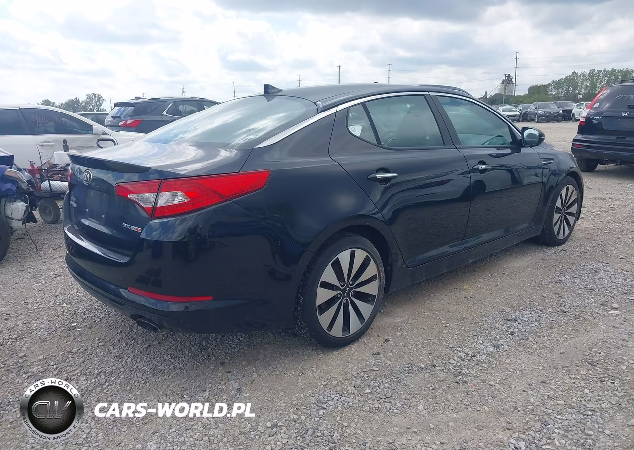 2013 Kia Optima Sx VIN:5XXGR4A63DG128509 - 4