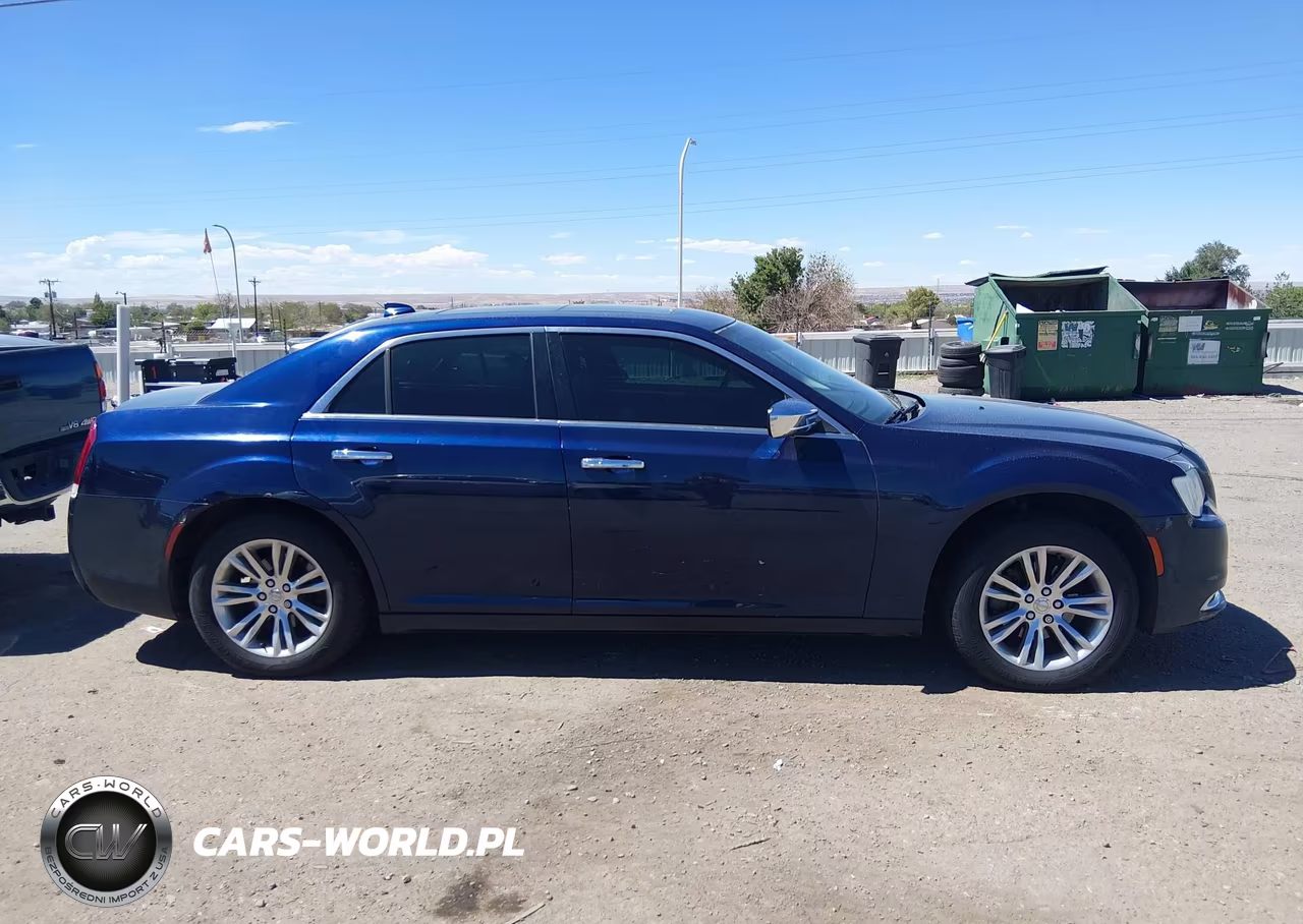 2016 Chrysler 300C VIN:2C3CCAEG3GH189981 - 13
