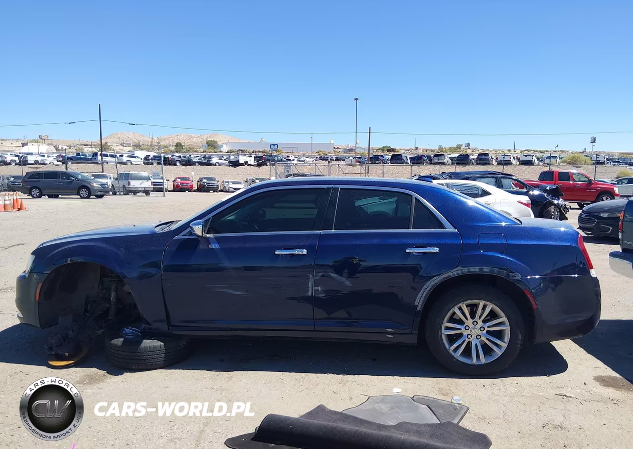 2016 Chrysler 300C VIN:2C3CCAEG3GH189981 - 14
