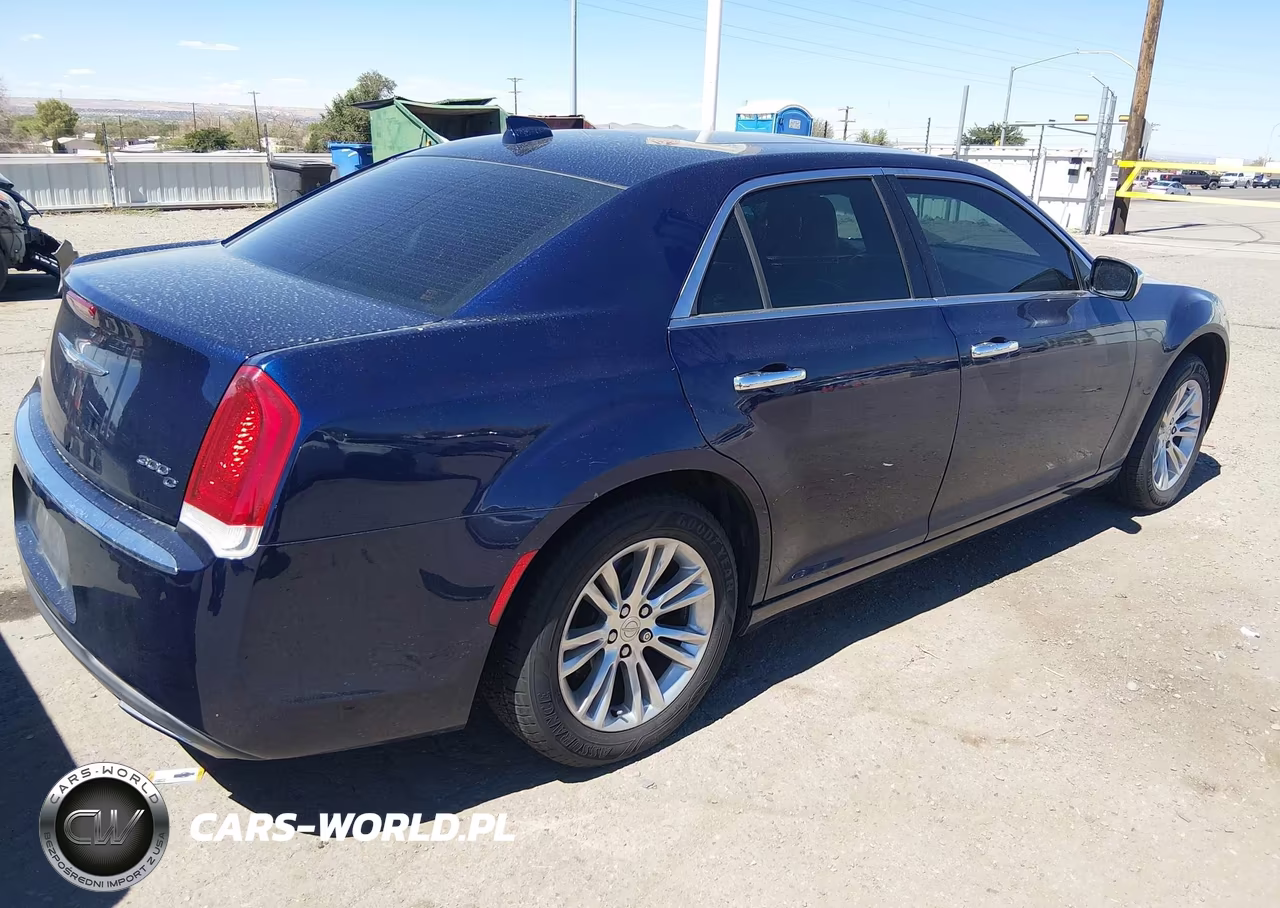2016 Chrysler 300C VIN:2C3CCAEG3GH189981 - 4
