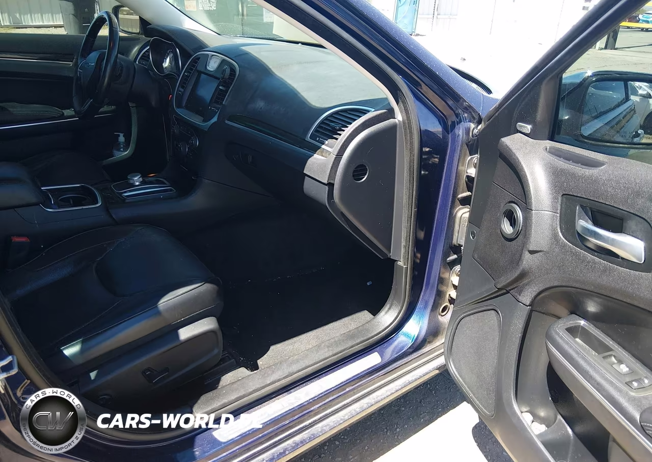 2016 Chrysler 300C VIN:2C3CCAEG3GH189981 - 5