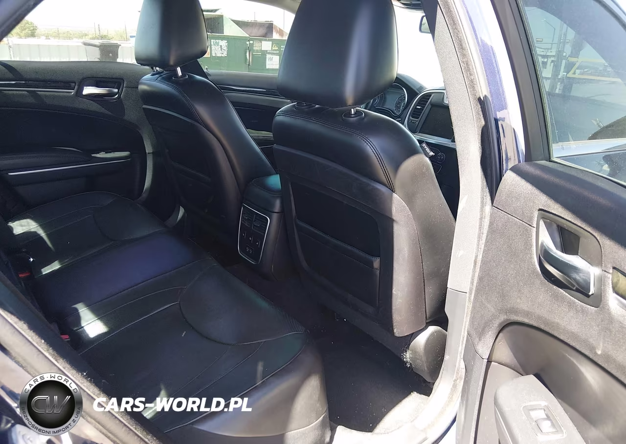 2016 Chrysler 300C VIN:2C3CCAEG3GH189981 - 8