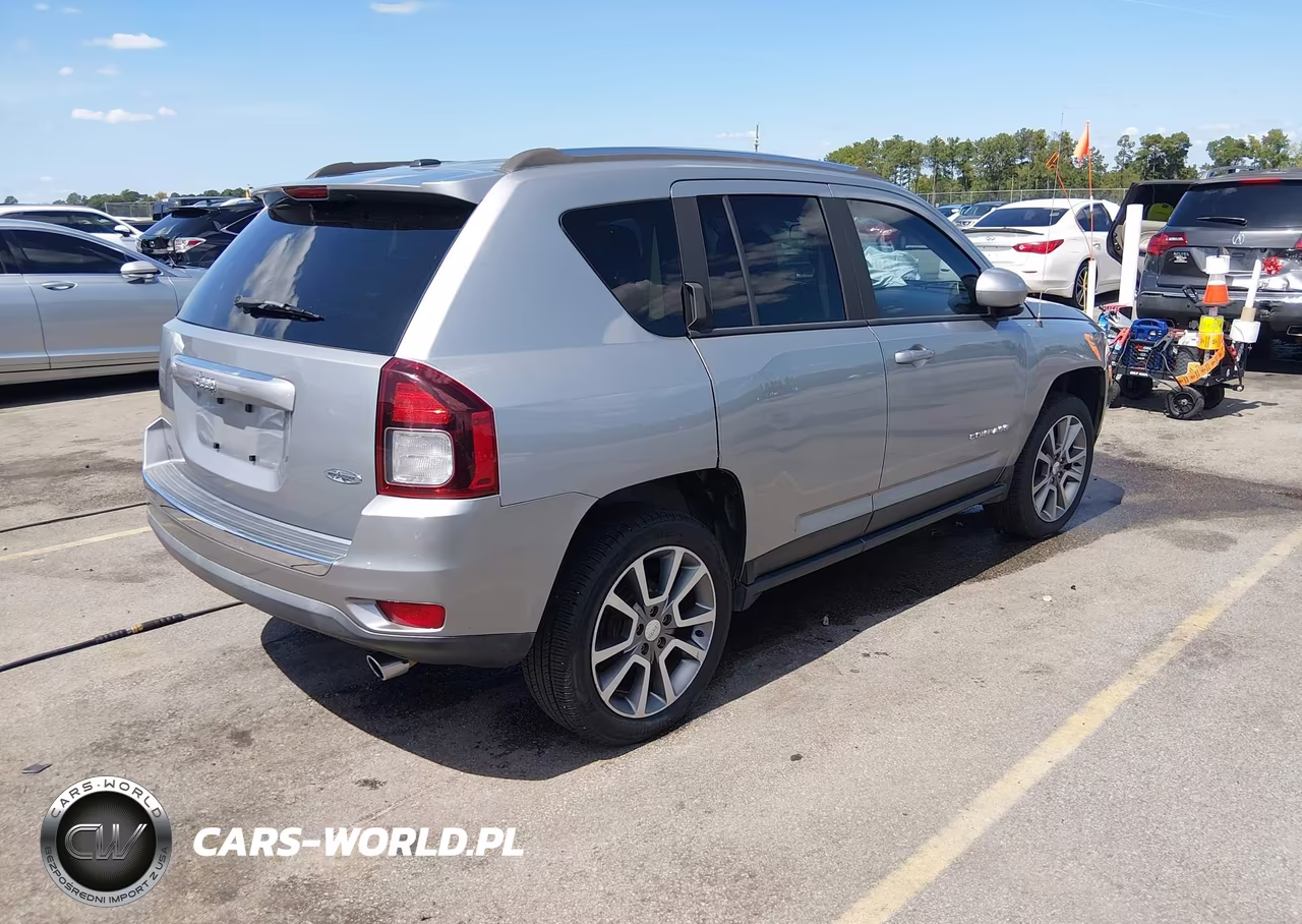 2016 Jeep Compass High Altitude Edition VIN:1C4NJCEAXGD732144 - 4