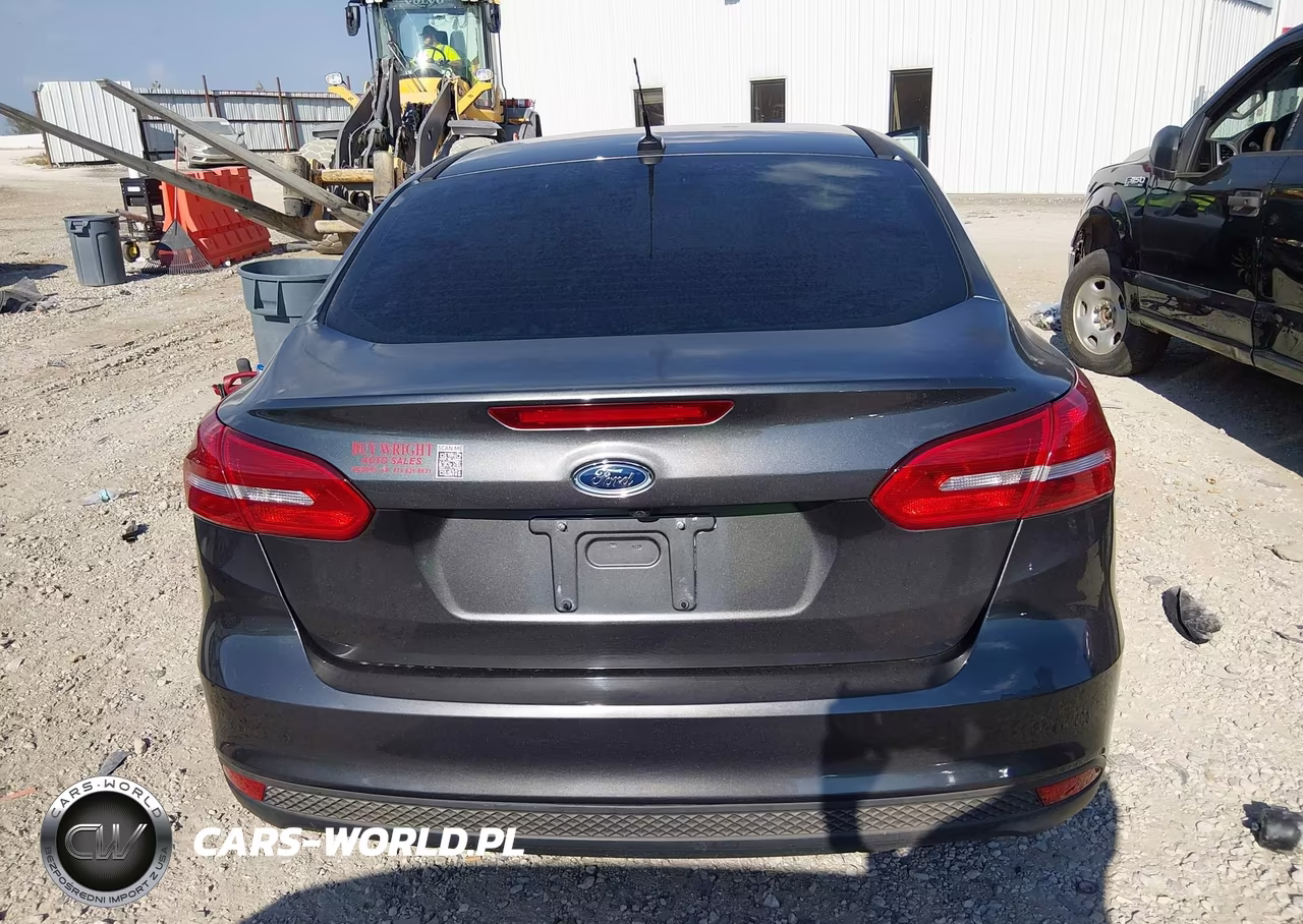 2017 Ford Focus Se VIN:1FADP3FE9HL257689 - 16