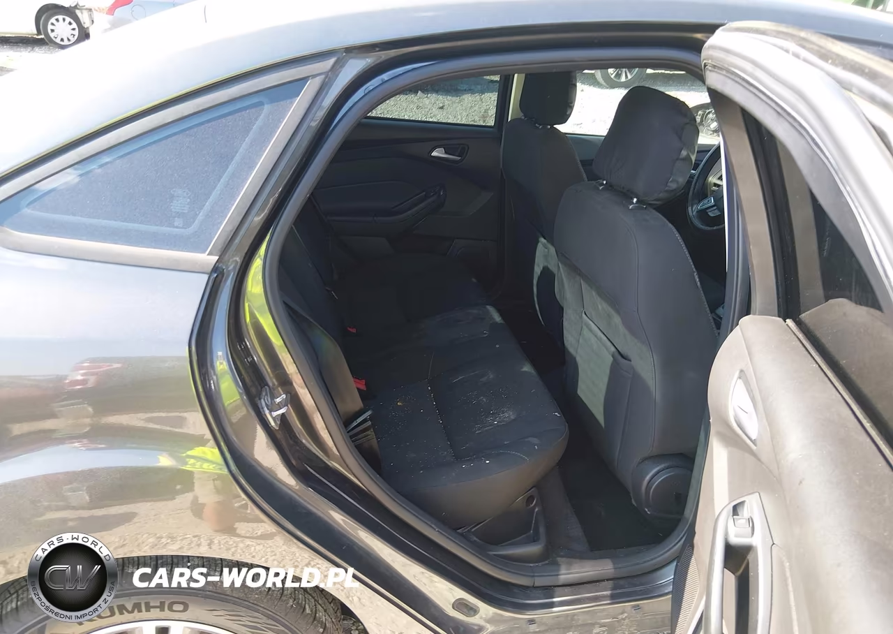 2017 Ford Focus Se VIN:1FADP3FE9HL257689 - 8