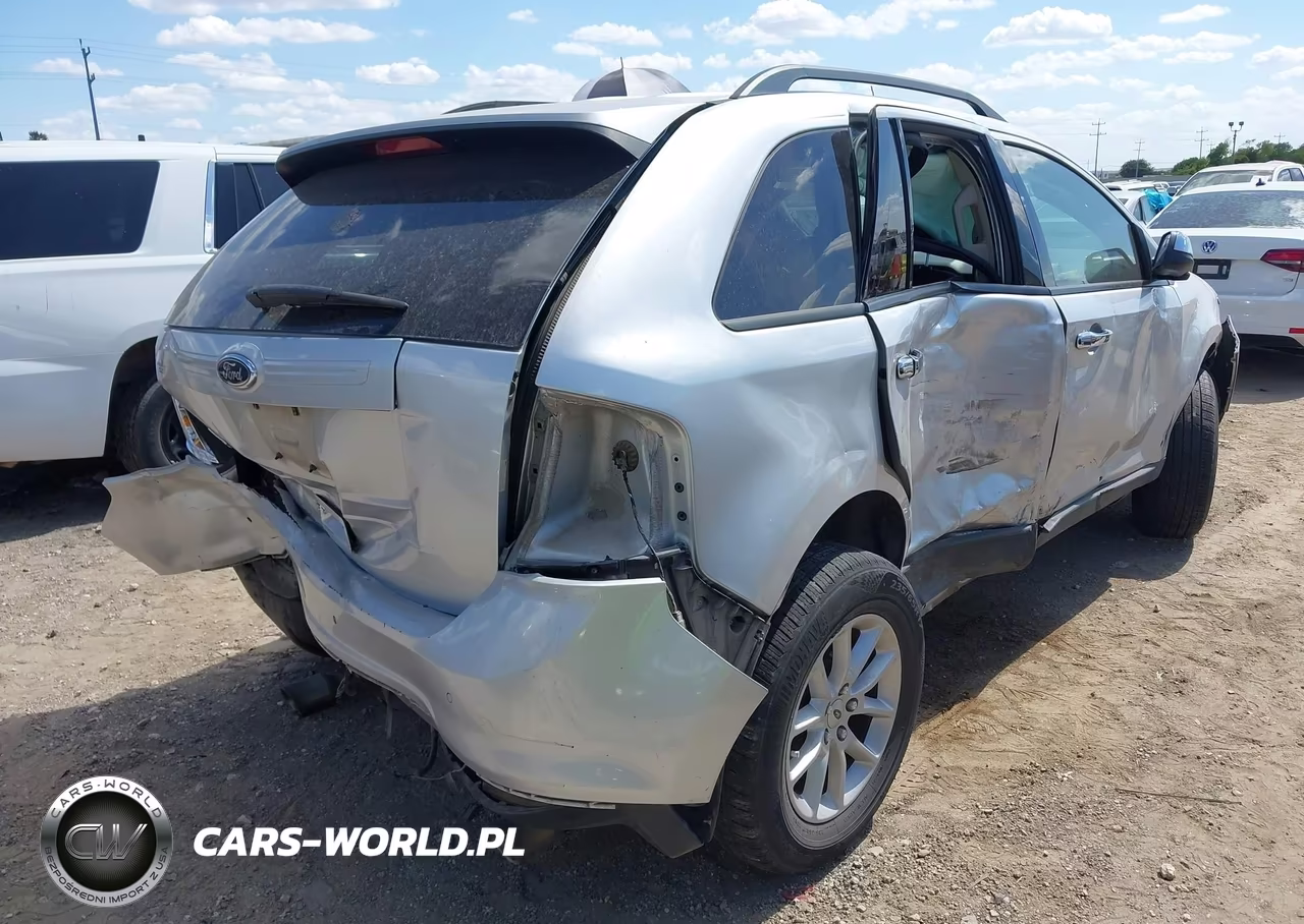 2013 Ford Edge Se VIN:2FMDK3GC7DBE33215 - 4