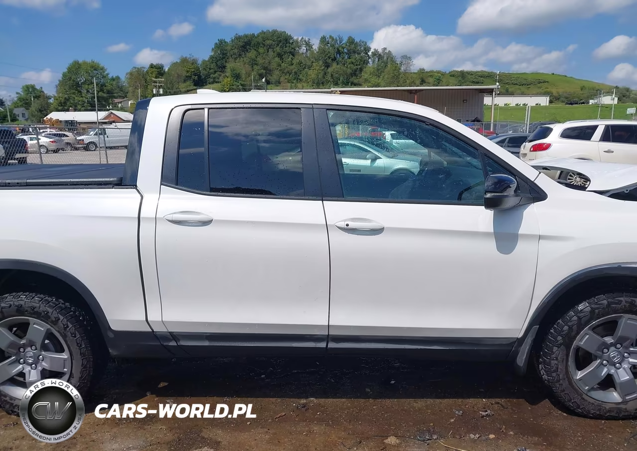 2025 Honda Ridgeline Trailsport VIN:5FPYK3F69SB048571 - 13