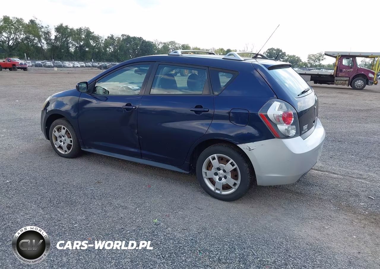 2009 Pontiac Vibe VIN:5Y2SM670X9Z466520 - 3