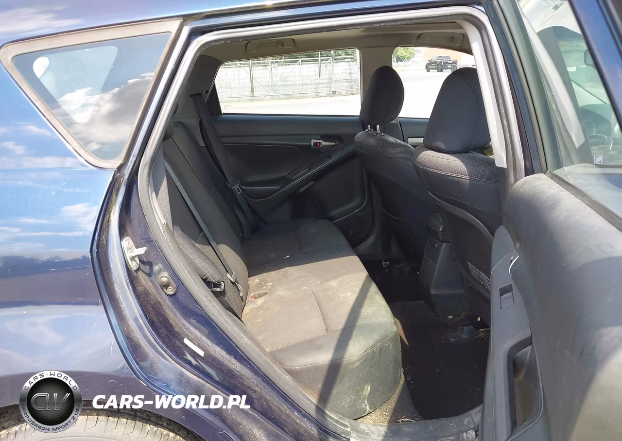 2009 Pontiac Vibe VIN:5Y2SM670X9Z466520 - 8