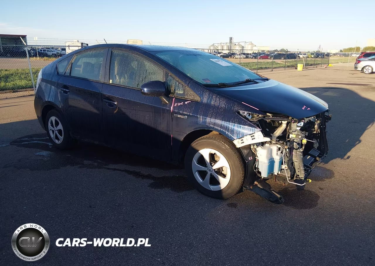 2015 Toyota Prius Two – zdjęcie 1 z 16