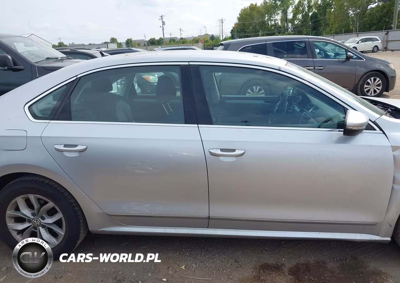 2016 Volkswagen Passat 1.8T S VIN:1VWAS7A30GC070152 - 13
