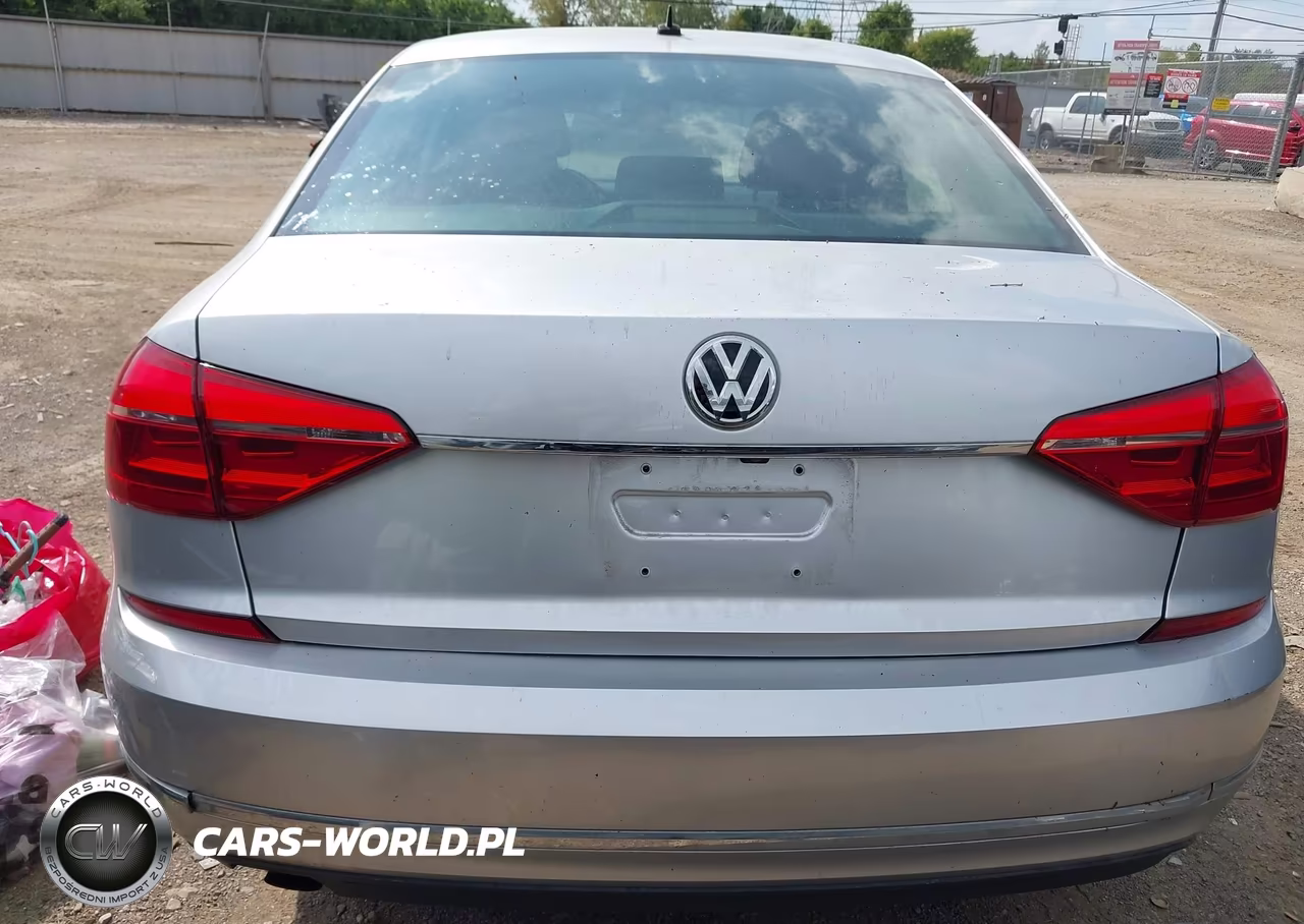 2016 Volkswagen Passat 1.8T S VIN:1VWAS7A30GC070152 - 16