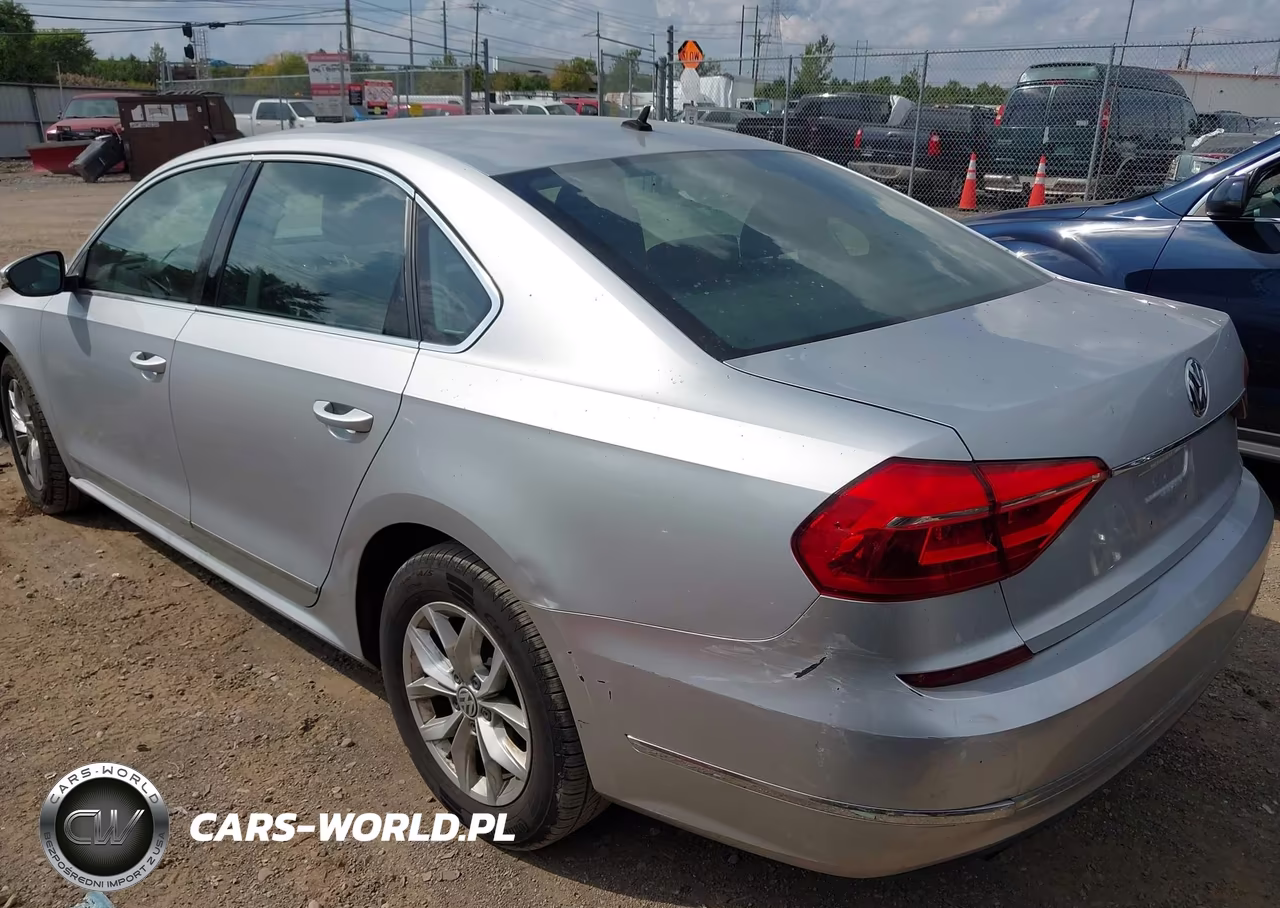 2016 Volkswagen Passat 1.8T S VIN:1VWAS7A30GC070152 - 3