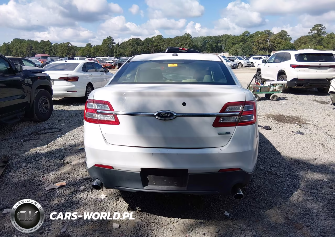 2015 Ford Taurus Se VIN:1FAHP2D88FG155198 - 16