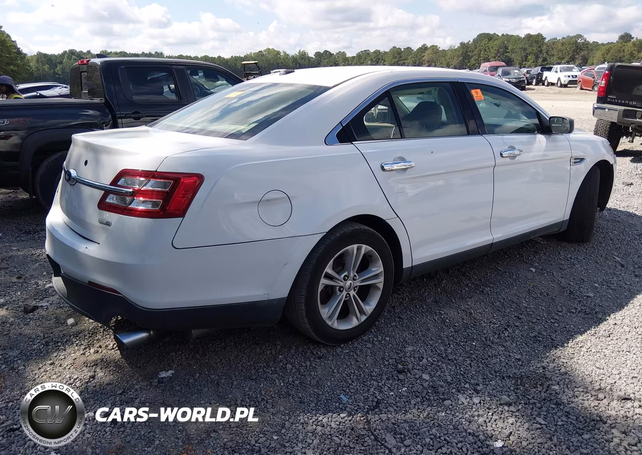 2015 Ford Taurus Se VIN:1FAHP2D88FG155198 - 4