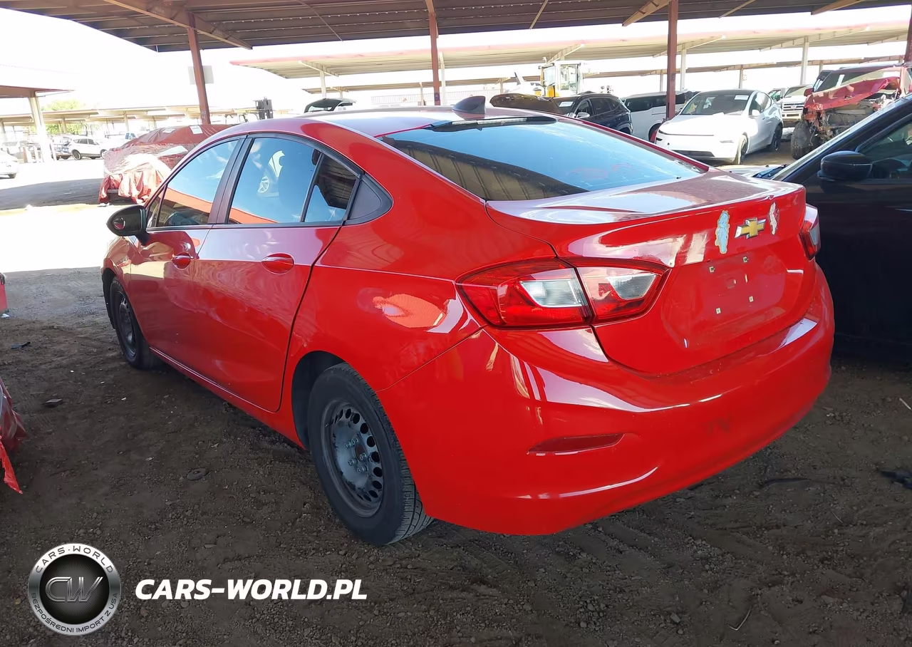 2019 Chevrolet Cruze Diesel VIN:1G1BJ5SM1K7103952 - 3