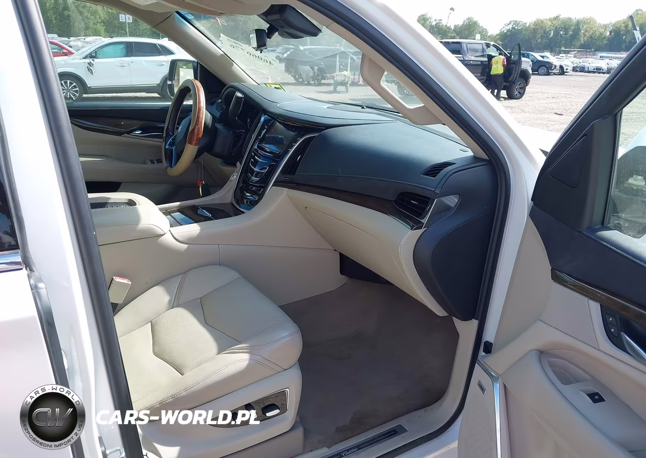 2020 Cadillac Escalade Esv 4Wd Luxury VIN:1GYS4HKJ7LR267471 - 5