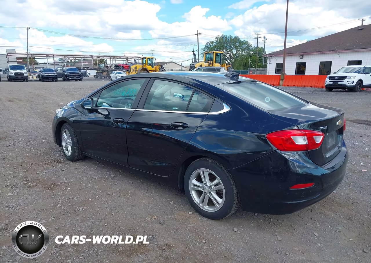 2017 Chevrolet Cruze Lt Auto VIN:1G1BE5SM6H7256324 - 3