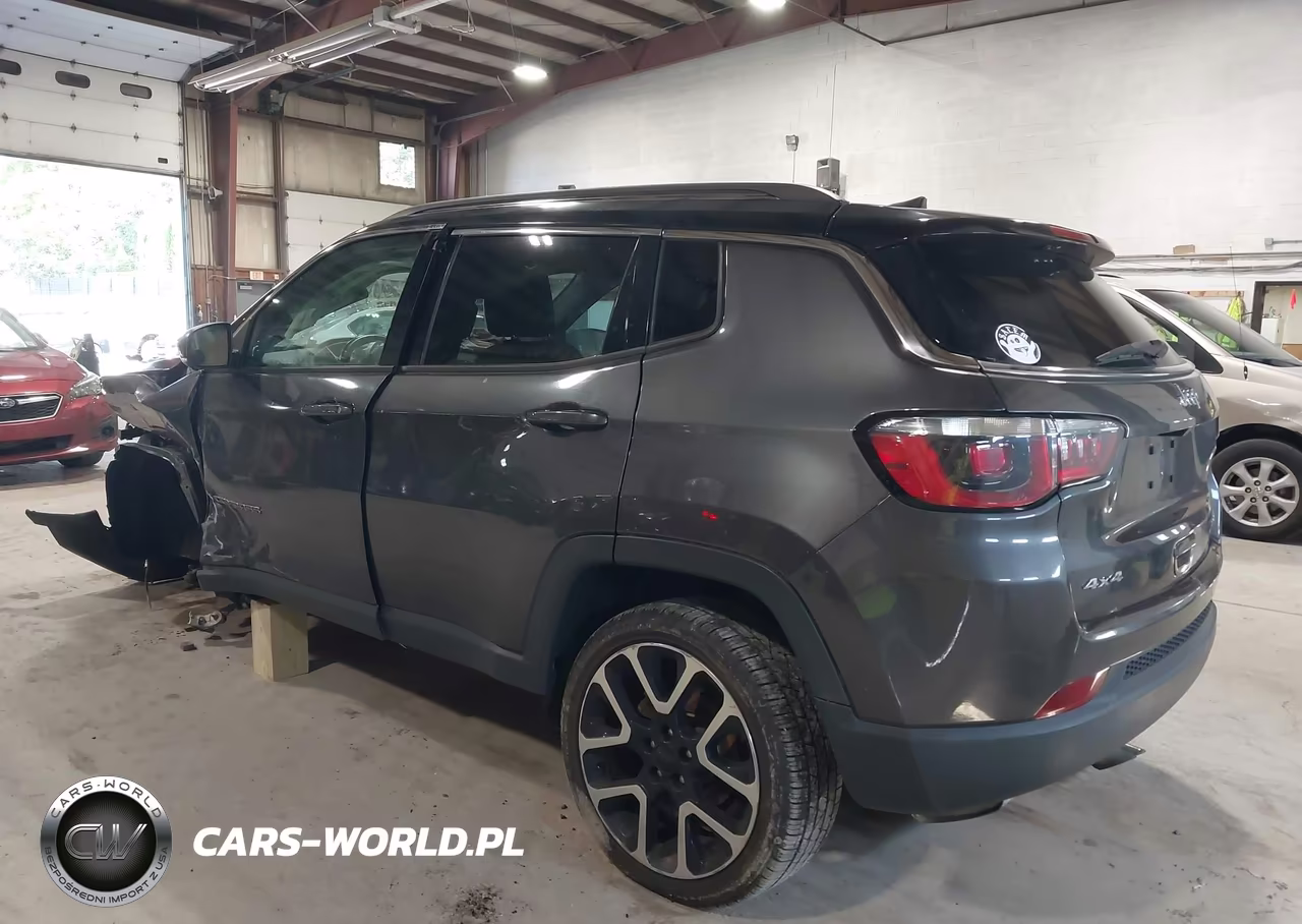 2017 Jeep New Compass Limited 4X4 VIN:3C4NJDCB6HT656726 - 3