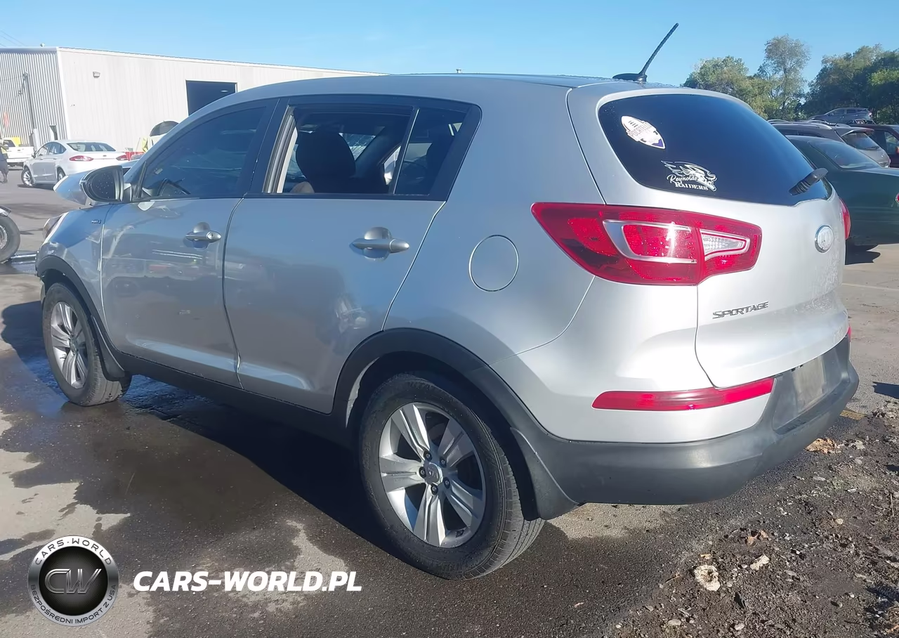 2013 Kia Sportage Lx VIN:KNDPBCA26D7441252 - 3