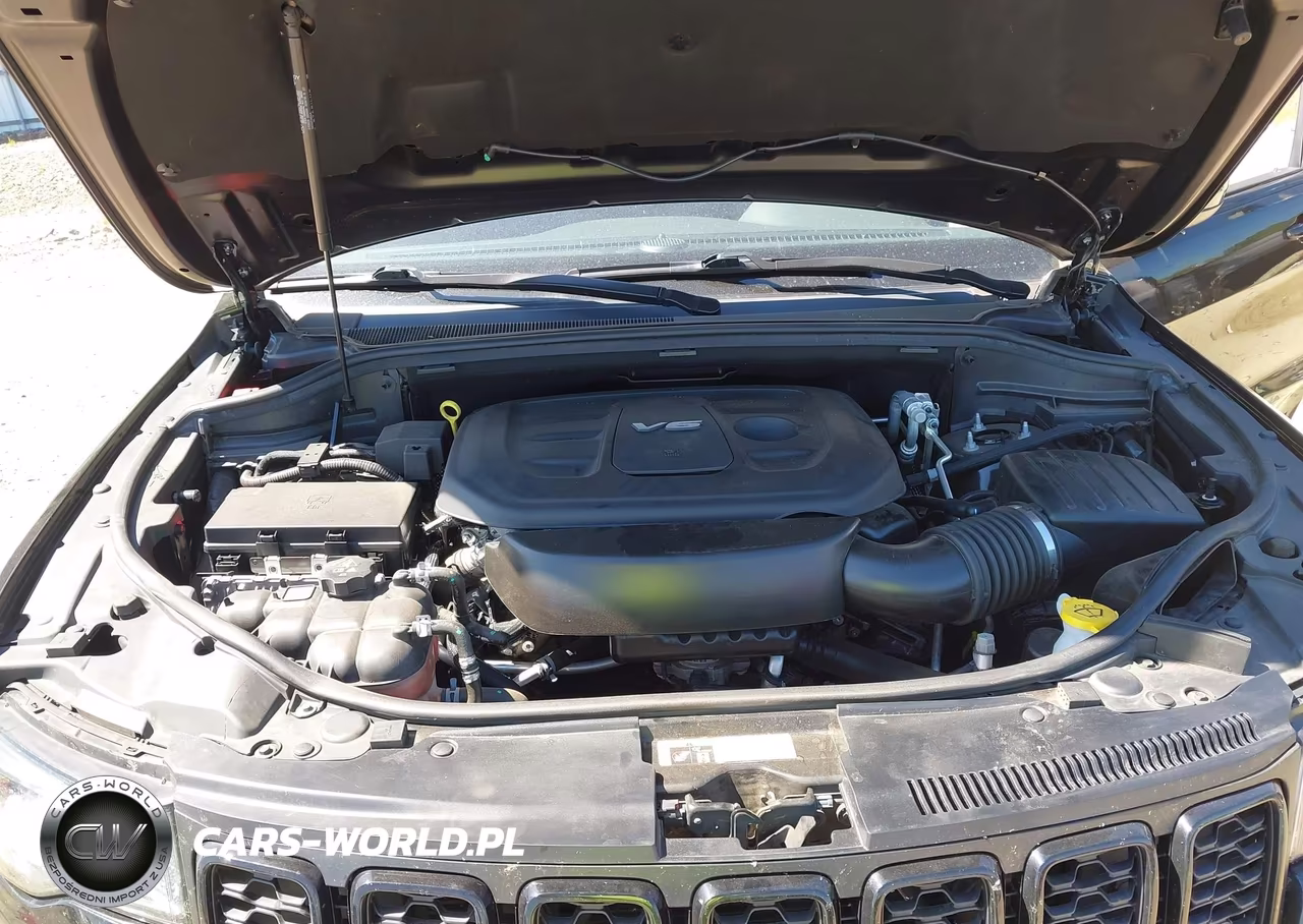 2019 Jeep Grand Cherokee Altitude 4X2 VIN:1C4RJEAG8KC614552 - 10