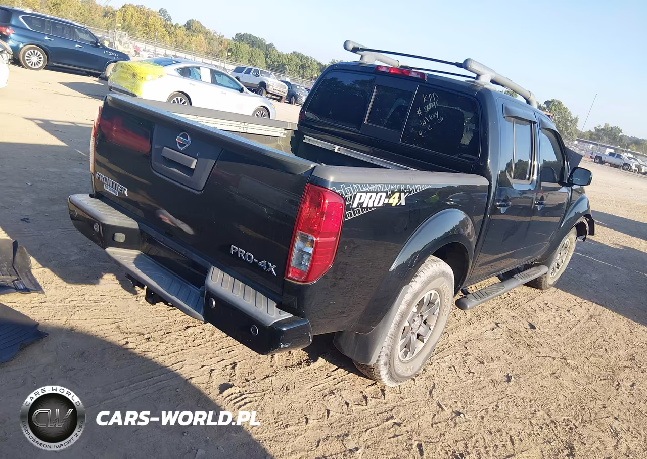 2015 Nissan Frontier Pro-4X VIN:1N6AD0EV2FN758735 - 4