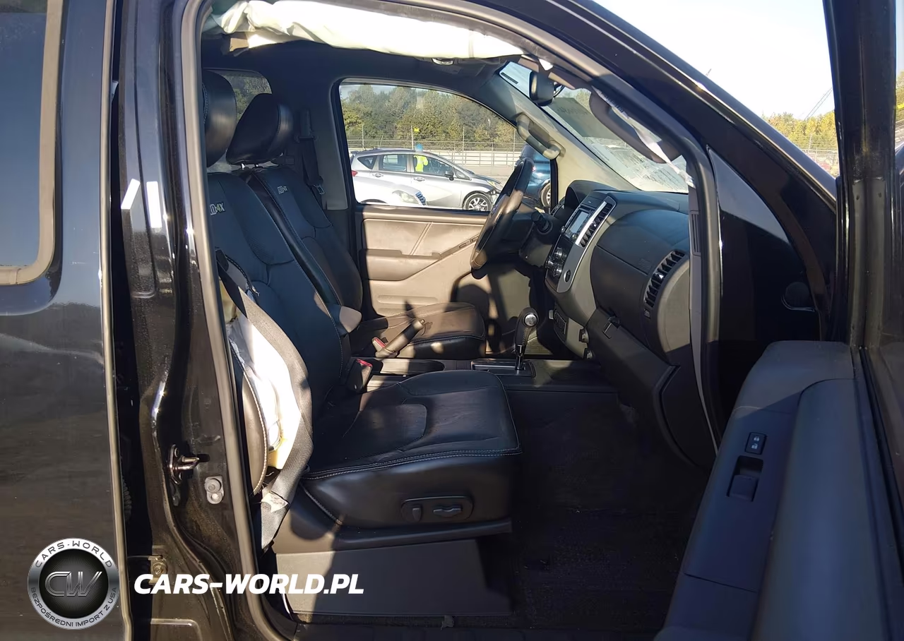 2015 Nissan Frontier Pro-4X VIN:1N6AD0EV2FN758735 - 5