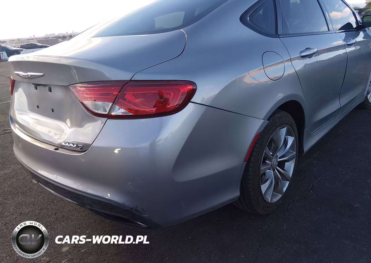 2015 Chrysler 200 S VIN:1C3CCCBBXFN511770 - 6
