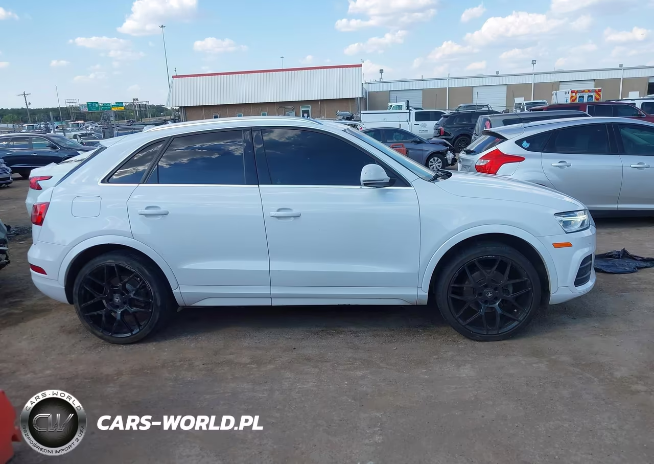 2017 Audi Q3 2.0T Premium VIN:WA1JCCFS4HR008707 - 13