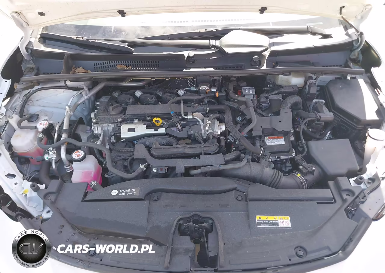 2024 Toyota Prius Le VIN:JTDACAAU1R3025259 - 10