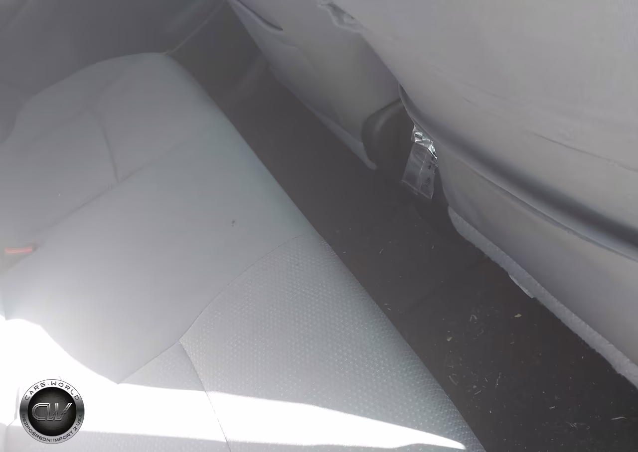 2010 Toyota Matrix VIN:2T1KU4EE9AC302371 - 8