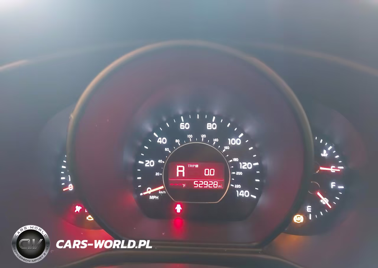 2016 Kia Soul VIN:KNDJN2A21G7380436 - 7