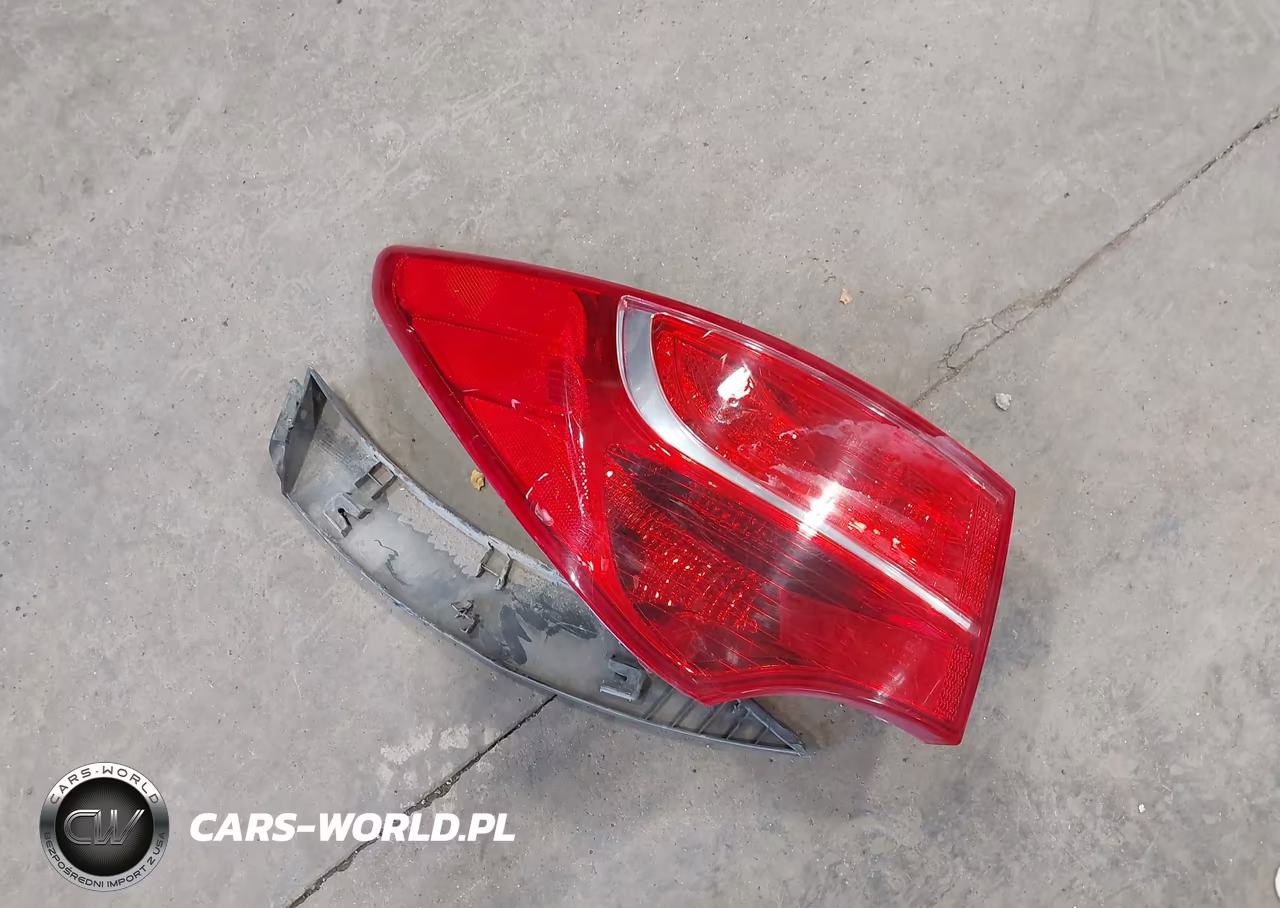 2013 Hyundai Santa Fe Sport VIN:5XYZUDLB7DG049745 - 12