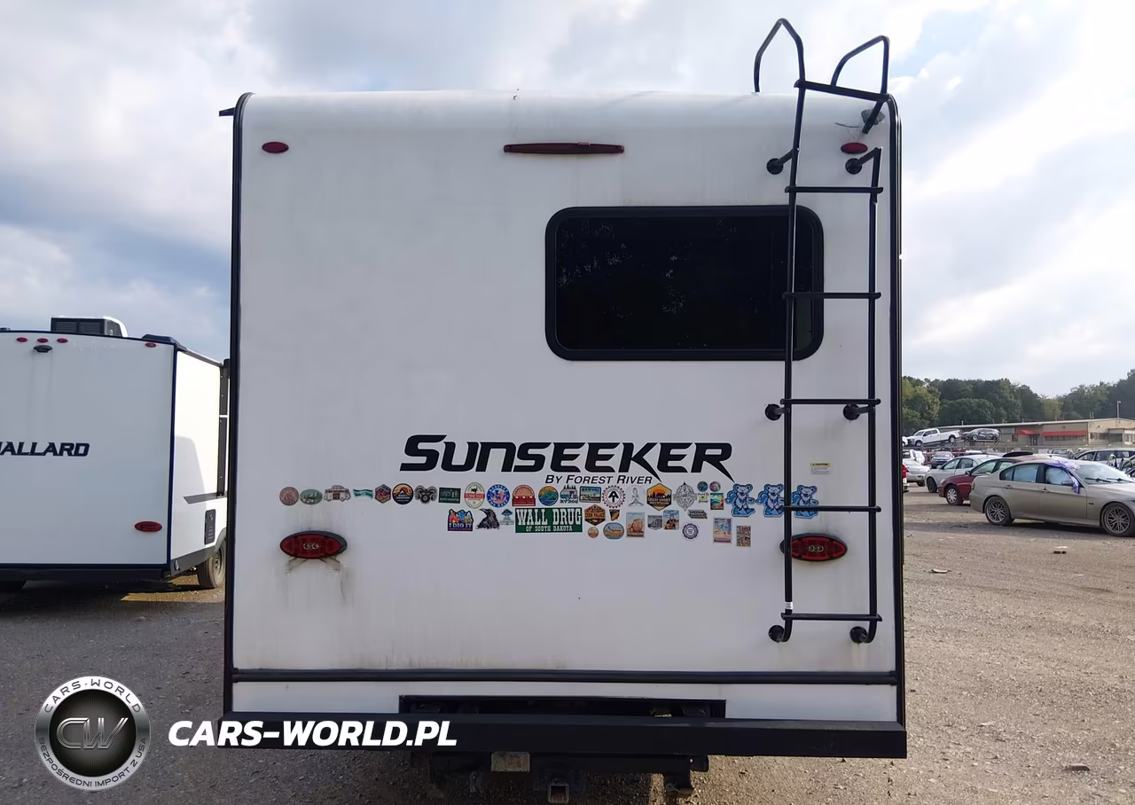 2023 Ford E-350 Cutaway VIN:1FDWE3FN4PDD01983 - 8