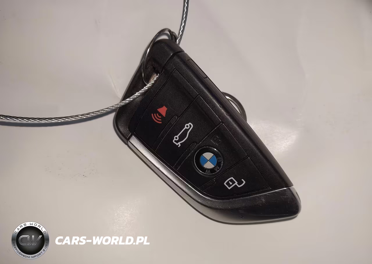 2025 BMW 330I xDrive VIN:3MW89CW09S8F23962 - 11