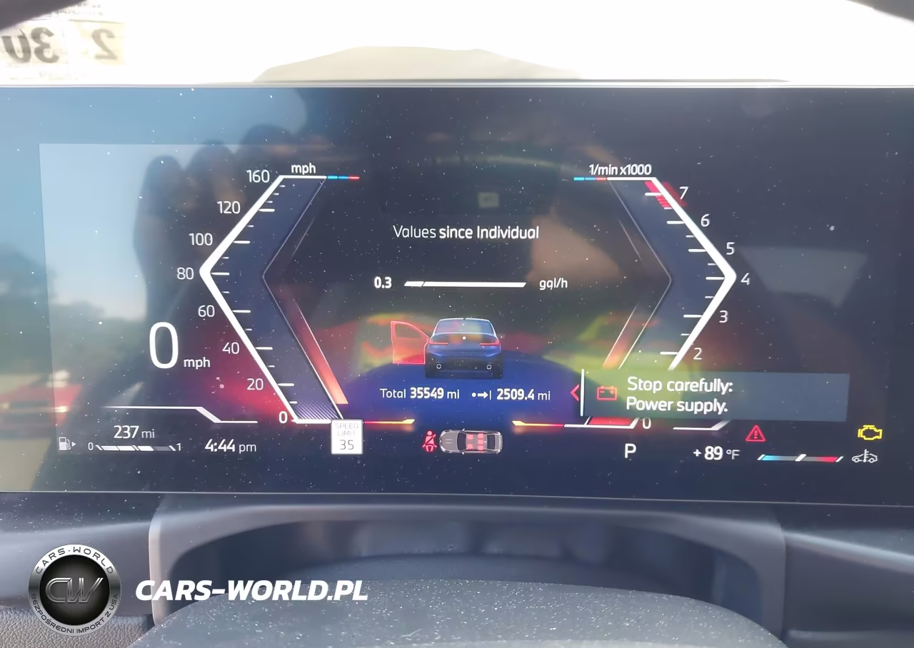 2025 BMW 330I xDrive VIN:3MW89CW09S8F23962 - 7