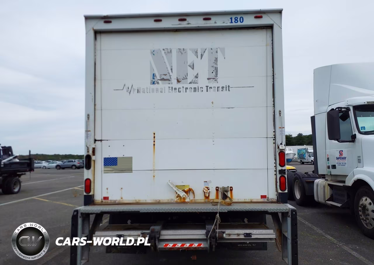 2018 Mitsubishi Fec72S VIN:JL6BNH1A3JK002726 - 17