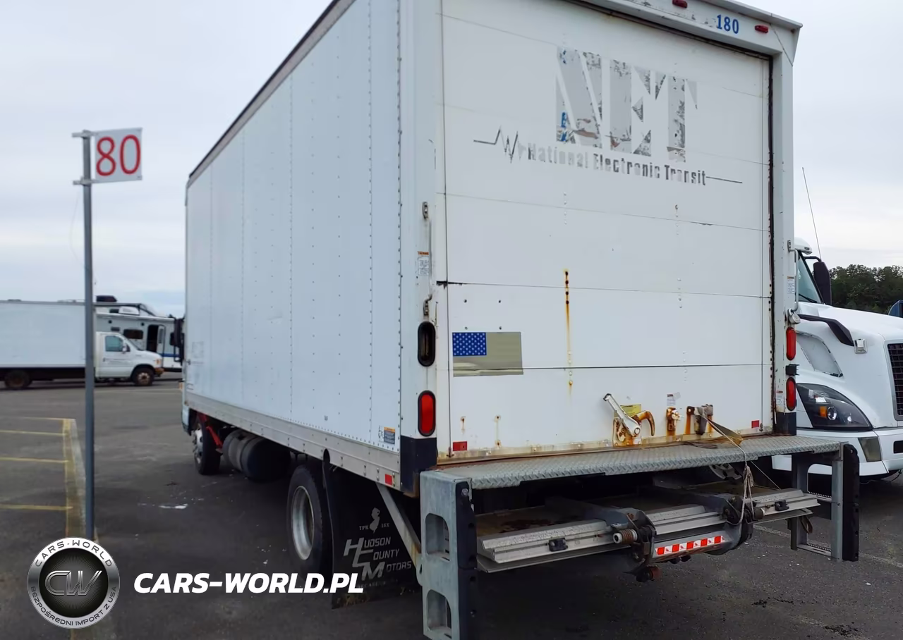 2018 Mitsubishi Fec72S VIN:JL6BNH1A3JK002726 - 3